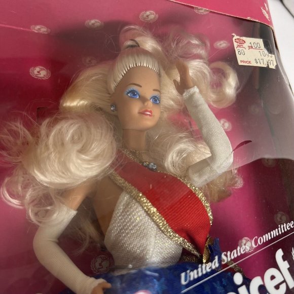 Vintage 1989 Unicef Barbie Doll Special Edition Blonde Blue Eyes NRFB - Picture 14 of 14
